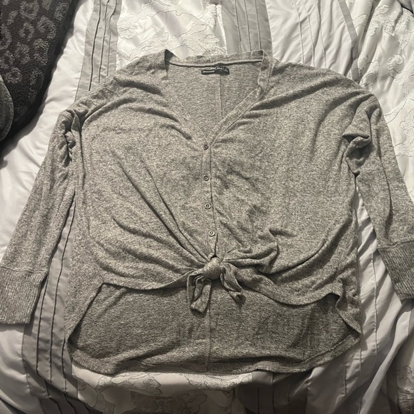 Abercrombie and Fitch sweater cardigan size L - Picture 3 of 5